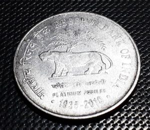 Indian platinum commemorative coin